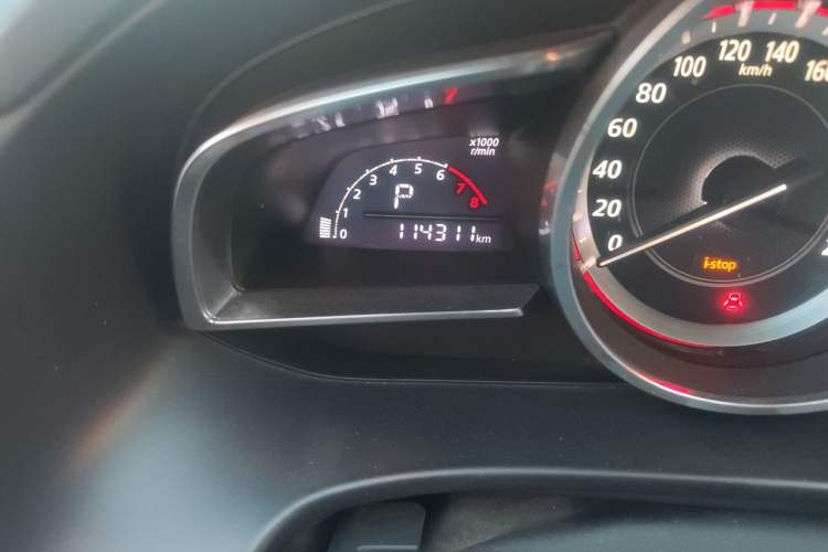 Used Mazda 3 Axela 2016 Sedan 1.5L Automatic Luxury Model Odometer Close Up
