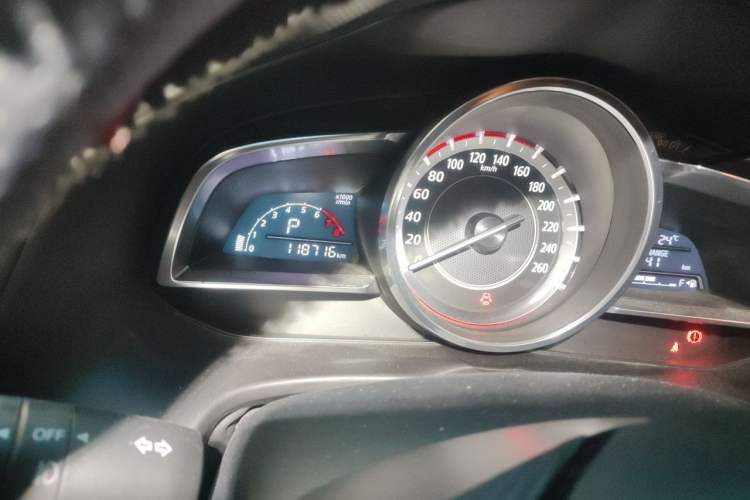 Used Mazda 3 Axela 2016 Hatchback 1.5L Automatic Luxury Model Odometer Close Up