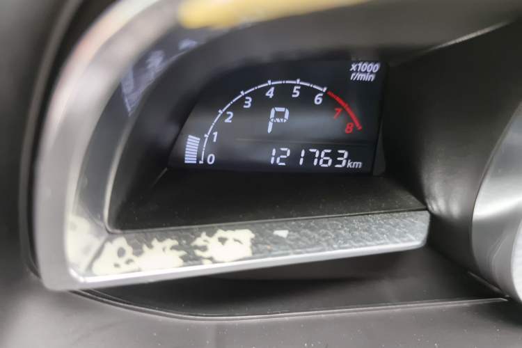 Used Mazda 3 Axela 2016 Sedan 1.5L Automatic Luxury Model Odometer Close Up