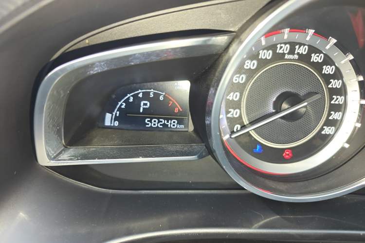 Used Mazda 3 Axela 2016 Sedan 1.5L Automatic Luxury Model Odometer Close Up
