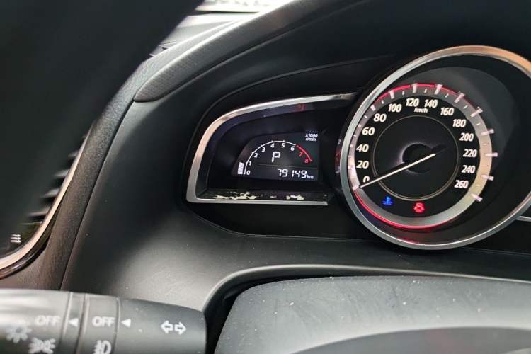 Used Mazda 3 Axela 2016 Sedan 1.5L Automatic Comfort Model Odometer Close Up