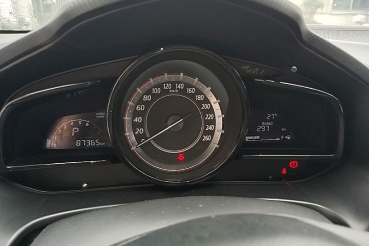 Used Mazda 3 Axela 2016 Sedan 1.5L Automatic Luxury Model Odometer Close Up