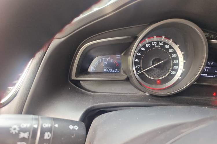 Used Mazda 3 Axela 2016 Sedan 2.0L Automatic Sport Model Odometer Close Up