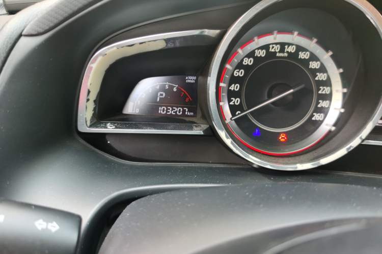 Used Mazda 3 Axela 2016 Sedan 1.5L Automatic Comfort Model Odometer Close Up