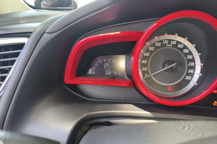 Used Mazda 3 Axela 2016 Sedan 1.5L Automatic Comfort Model Odometer Close Up