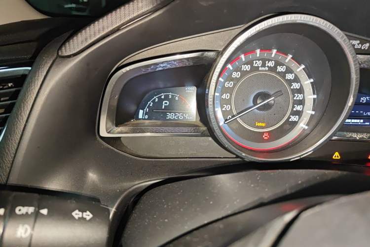 Used Mazda 3 Axela 2016 Sedan 1.5L Automatic Luxury Model Odometer Close Up