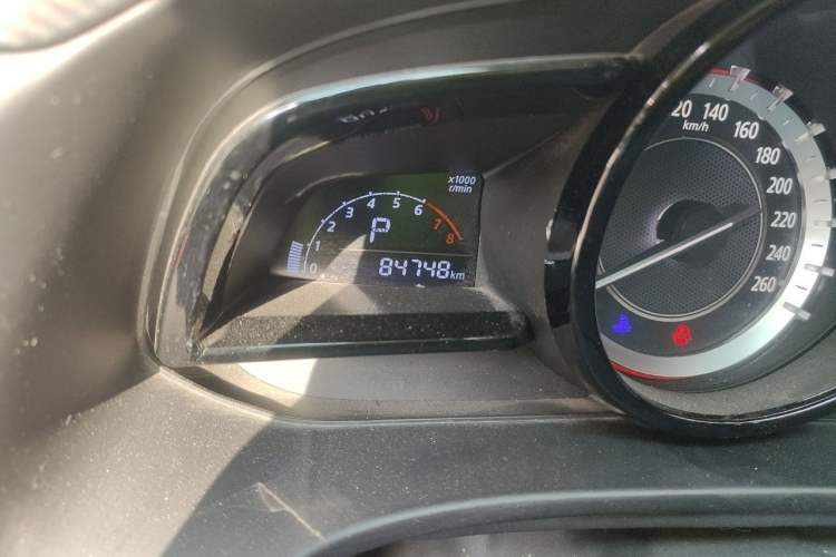 Used Mazda 3 Axela 2016 Sedan 1.5L Automatic Comfort Model Odometer Close Up