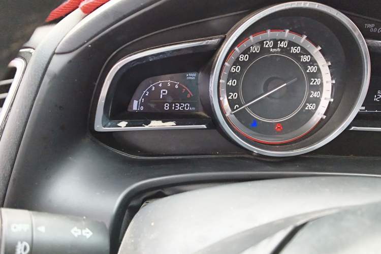 Used Mazda 3 Axela 2016 Sedan 1.5L Automatic Comfort Model Odometer Close Up
