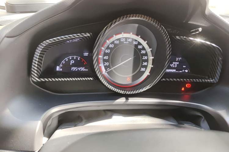 Used Mazda 3 Axela 2016 Sedan 1.5L Automatic Comfort Model Odometer Close Up