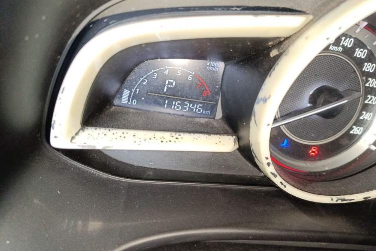 Used Mazda 3 Axela 2016 Sedan 1.5L Automatic Comfort Model Odometer Close Up