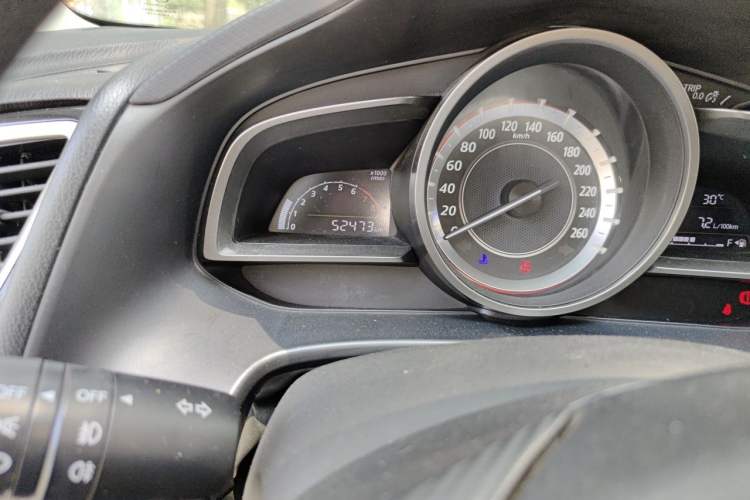 Used Mazda 3 Axela 2016 Sedan 1.5L Manual Comfort Model Odometer Close Up