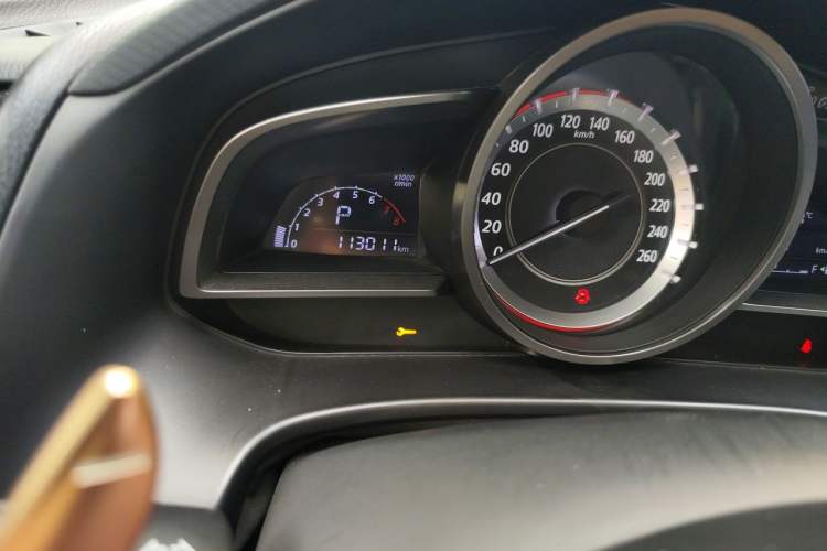 Used Mazda 3 Axela 2016 Sedan 2.0L Automatic Sport Model Odometer Close Up