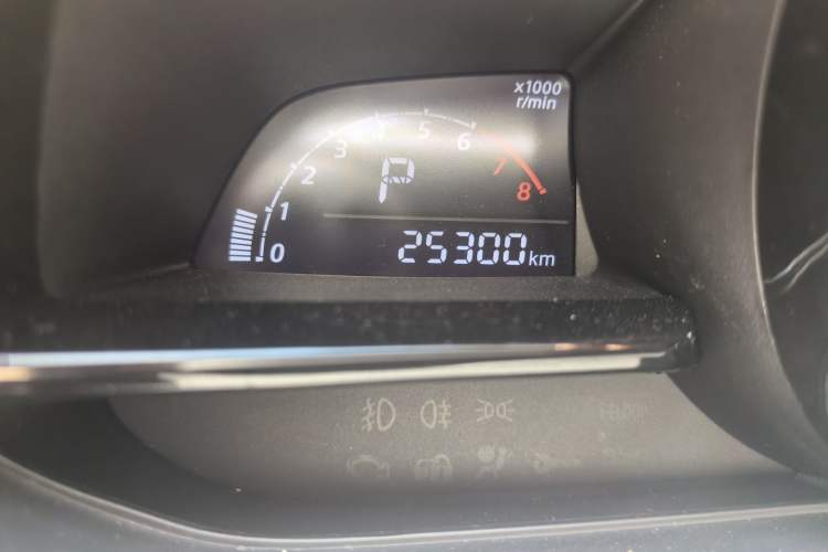Used Mazda 3 Axela 2016 Sedan 1.5L Automatic Luxury Model Odometer Close Up