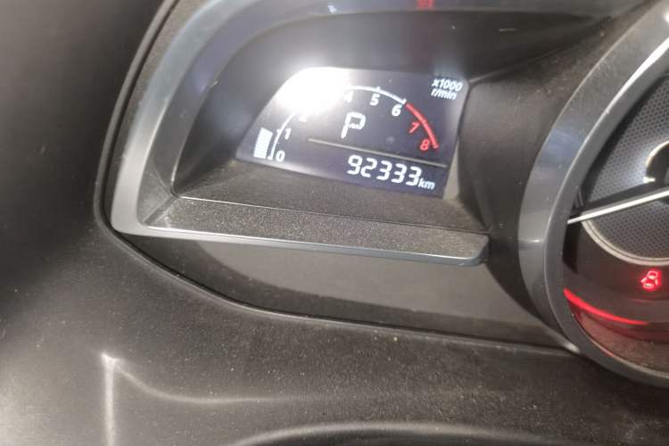 Used Mazda 3 Axela 2016 Sedan 1.5L Automatic Comfort Model Odometer Close Up