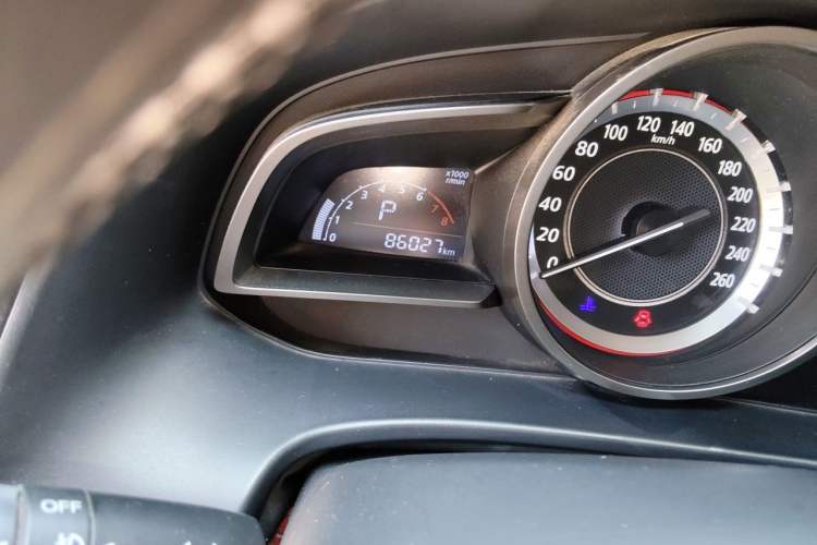 Used Mazda 3 Axela 2016 Sedan 1.5L Automatic Comfort Model Odometer Close Up