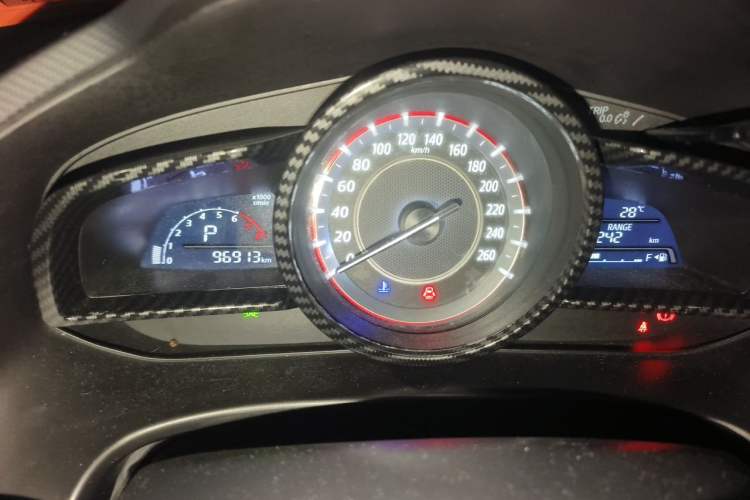 Used Mazda 3 Axela 2016 Sedan 1.5L Automatic Luxury Model Odometer Close Up