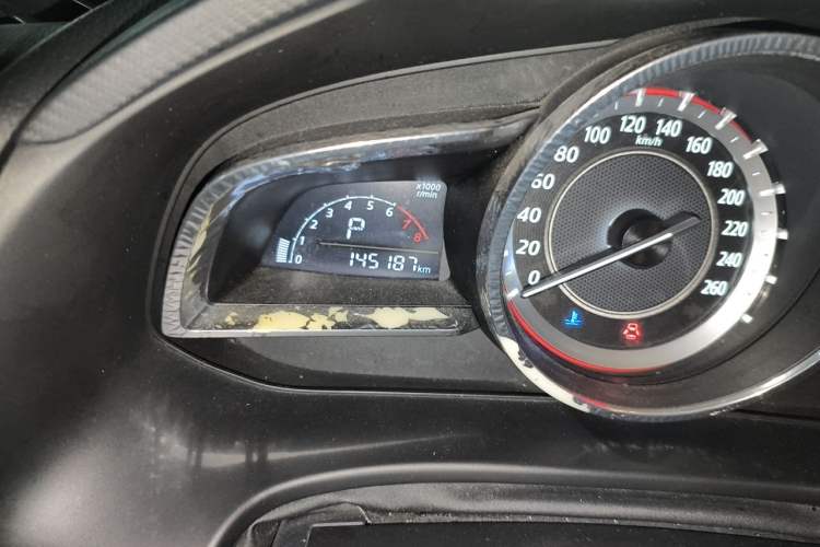 Used Mazda 3 Axela 2016 Sedan 1.5L Automatic Luxury Model Odometer Close Up