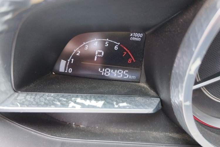 Used Mazda 3 Axela 2016 Sedan 1.5L Automatic Comfort Model Odometer Close Up