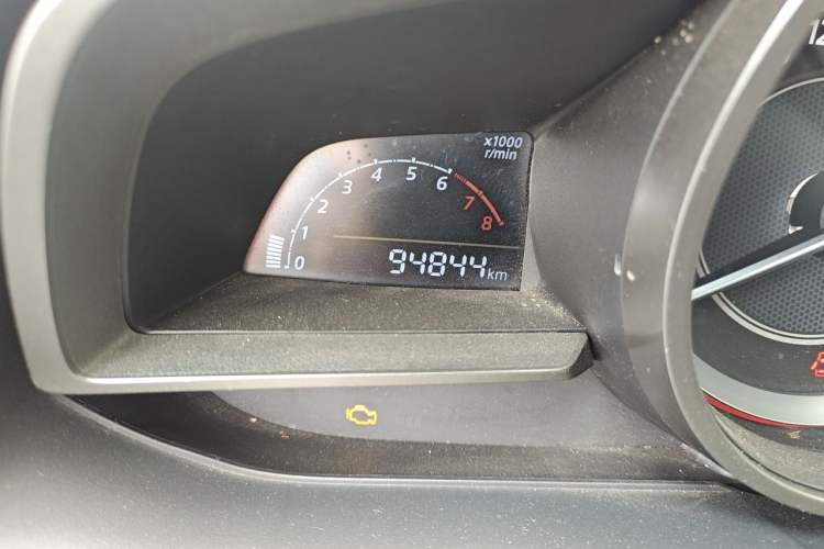 Used Mazda 3 Axela 2016 Sedan 1.5L Manual Comfort Model Odometer Close Up