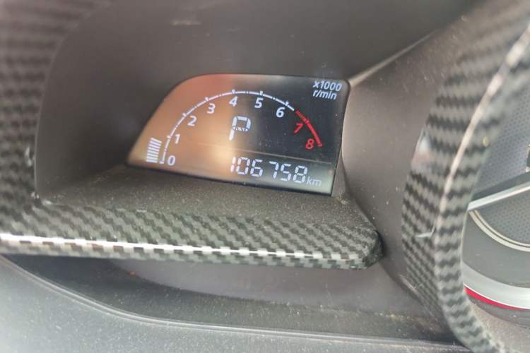 Used Mazda 3 Axela 2016 Hatchback 2.0L Automatic Sport Model Odometer Close Up