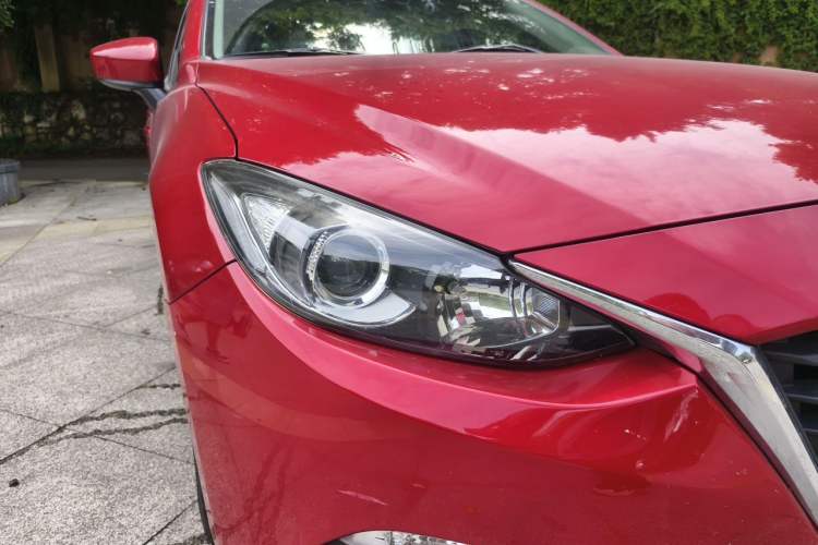 Used Mazda 3 Axela 2016 Sedan 1.5L Automatic Luxury Model Right Front Headlight