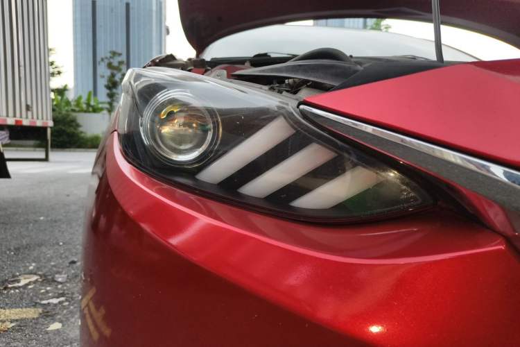 Used Mazda 3 Axela 2016 Sedan 2.0L Automatic Sport Model Right Front Headlight