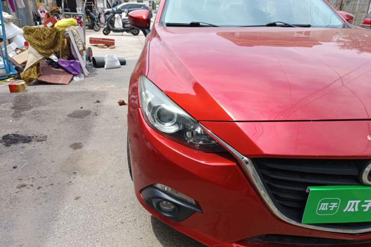Used Mazda 3 Axela 2016 Sedan 2.0L Automatic Sport Model Right Front Headlight