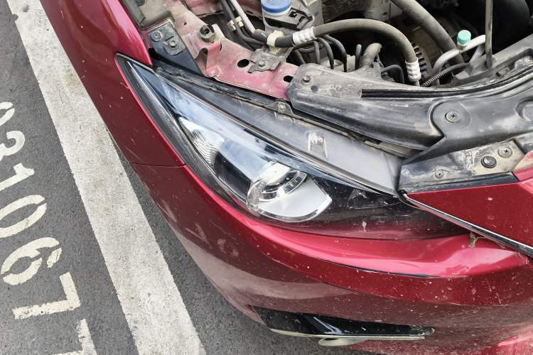 Used Mazda 3 Axela 2016 Sedan 1.5L Automatic Comfort Model Right Front Headlight