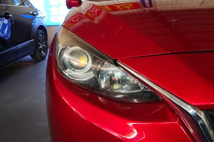 Used Mazda 3 Axela 2016 Sedan 1.5L Automatic Luxury Model Right Front Headlight