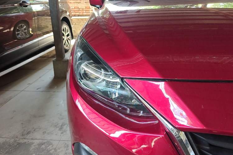 Used Mazda 3 Axela 2016 Sedan 1.5L Automatic Comfort Model Right Front Headlight