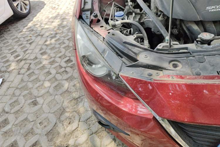 Used Mazda 3 Axela 2016 Sedan 1.5L Manual Comfort Model Right Front Headlight