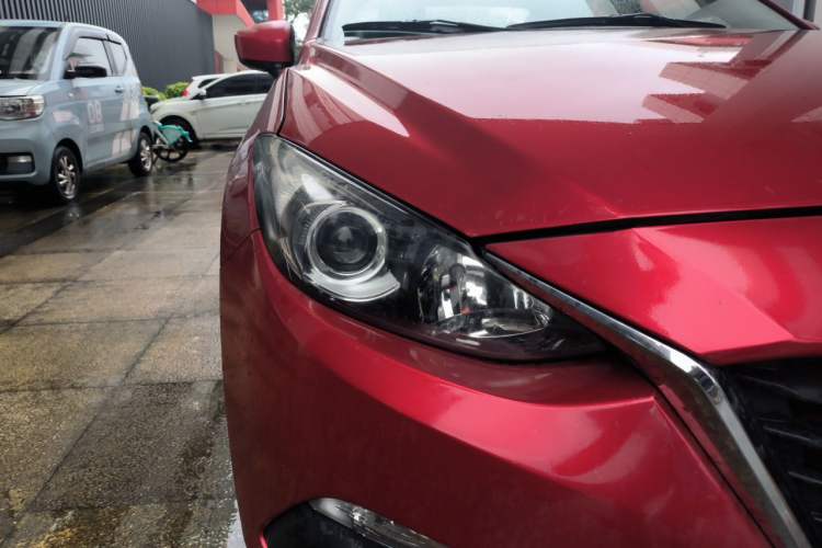 Used Mazda 3 Axela 2016 Sedan 1.5L Automatic Comfort Model Right Front Headlight