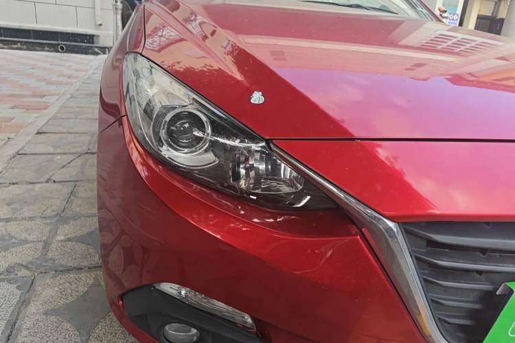 Used Mazda 3 Axela 2016 Sedan 1.5L Automatic Luxury Model Right Front Headlight