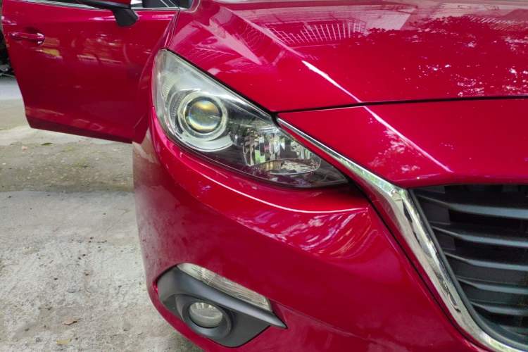 Used Mazda 3 Axela 2016 Sedan 1.5L Automatic Comfort Model Right Front Headlight