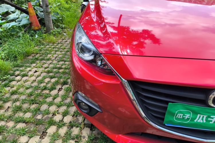 Used Mazda 3 Axela 2016 Sedan 1.5L Automatic Luxury Model Right Front Headlight