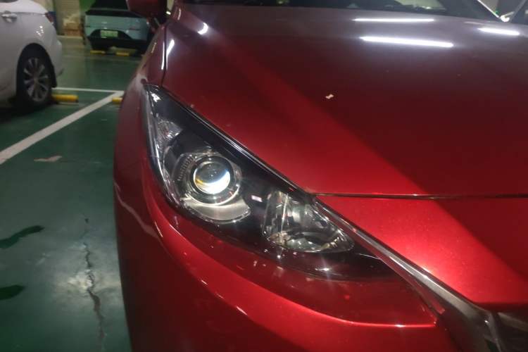 Used Mazda 3 Axela 2016 Sedan 1.5L Automatic Comfort Model Right Front Headlight