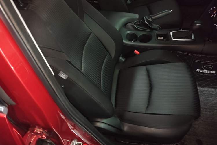 Used Mazda 3 Axela 2016 Sedan 1.5L Automatic Comfort Model Right Front Seat