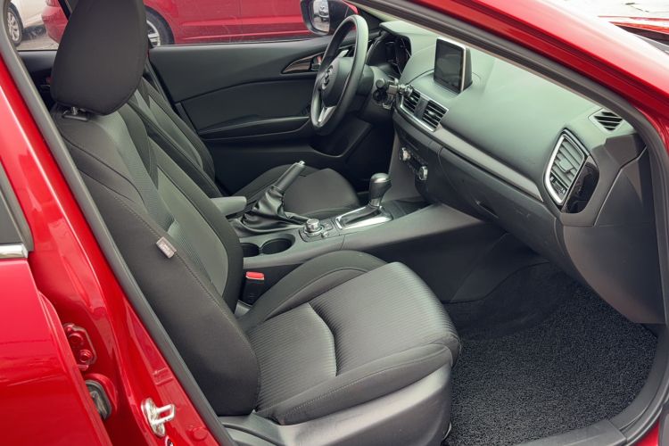 Used Mazda 3 Axela 2016 Hatchback 1.5L Automatic Luxury Model Right Front Seat