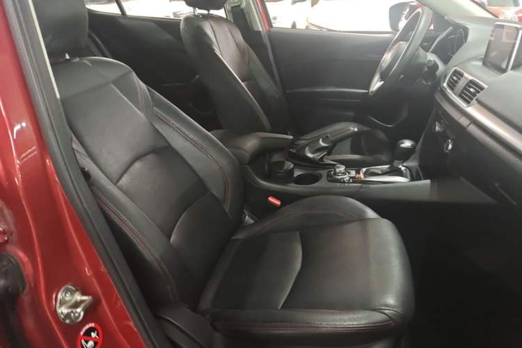 Used Mazda 3 Axela 2016 Sedan 1.5L Automatic Luxury Model Right Front Seat