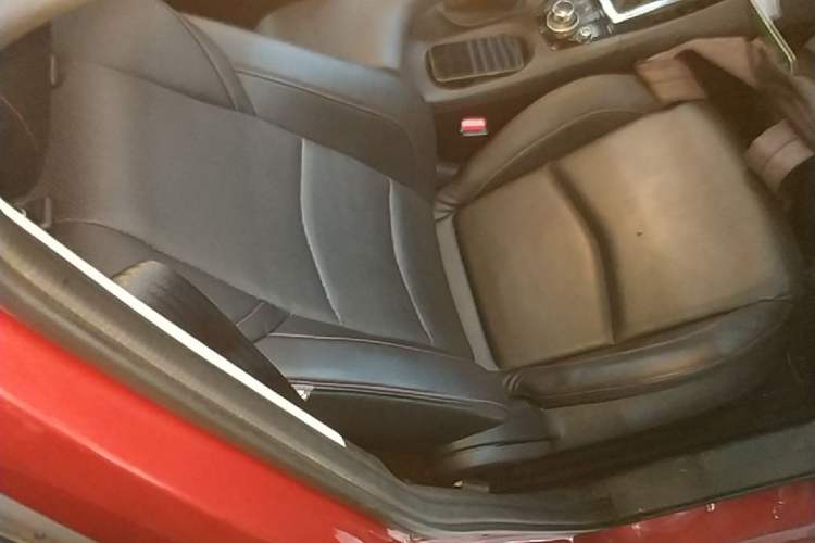 Used Mazda 3 Axela 2016 Sedan 1.5L Automatic Luxury Model Right Front Seat
