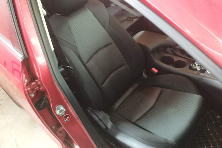 Used Mazda 3 Axela 2016 Sedan 1.5L Automatic Comfort Model Right Front Seat