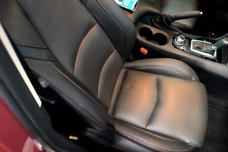 Used Mazda 3 Axela 2016 Sedan 2.0L Automatic Sport Model Right Front Seat