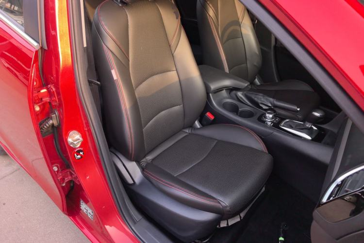 Used Mazda 3 Axela 2016 Sedan 1.5L Automatic Luxury Model Right Front Seat