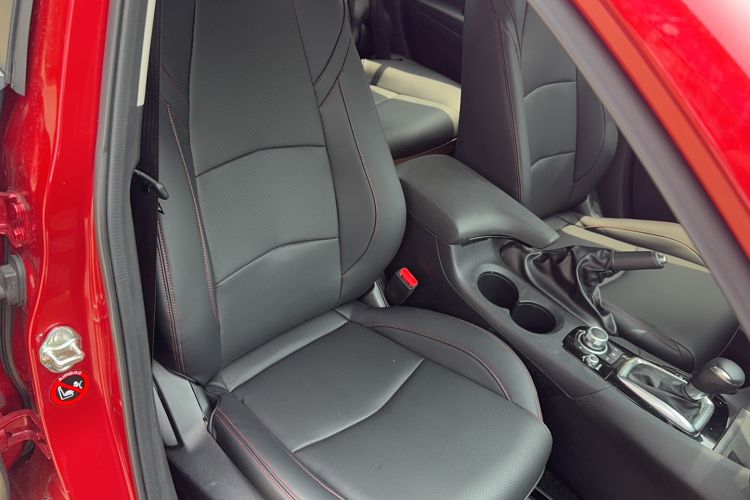 Used Mazda 3 Axela 2016 Sedan 1.5L Automatic Luxury Model Right Front Seat