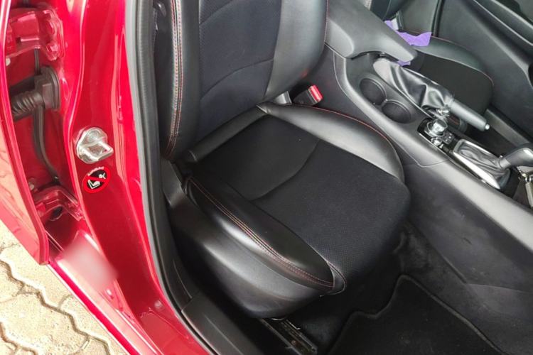 Used Mazda 3 Axela 2016 Sedan 1.5L Automatic Luxury Model Right Front Seat