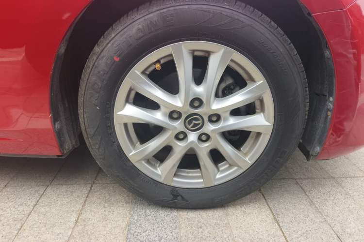 Used Mazda 3 Axela 2016 Sedan 1.5L Automatic Luxury Model Right Front Wheel Hub