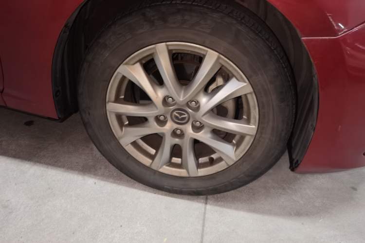 Used Mazda 3 Axela 2016 Sedan 1.5L Automatic Comfort Model Right Front Wheel Hub