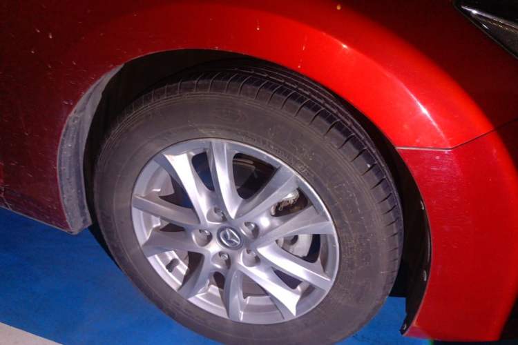 Used Mazda 3 Axela 2016 Hatchback 1.5L Automatic Luxury Model Right Front Wheel Hub