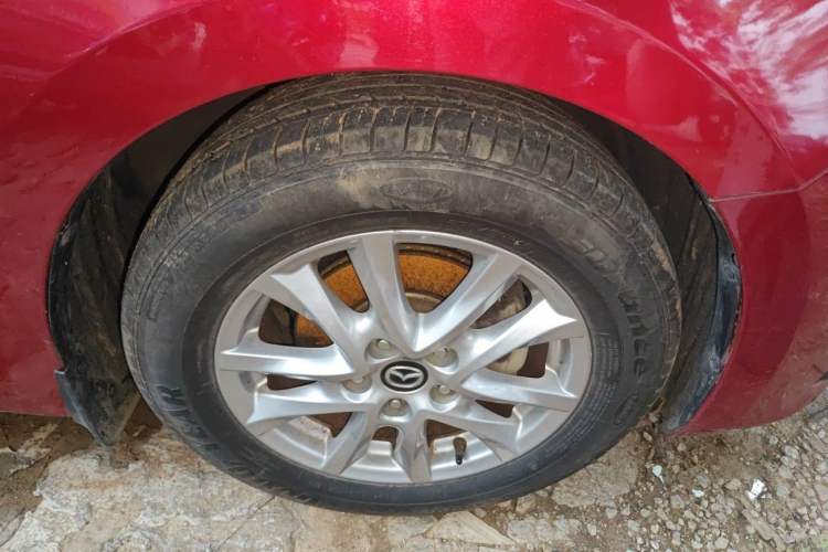 Used Mazda 3 Axela 2016 Sedan 1.5L Automatic Luxury Model Right Front Wheel Hub