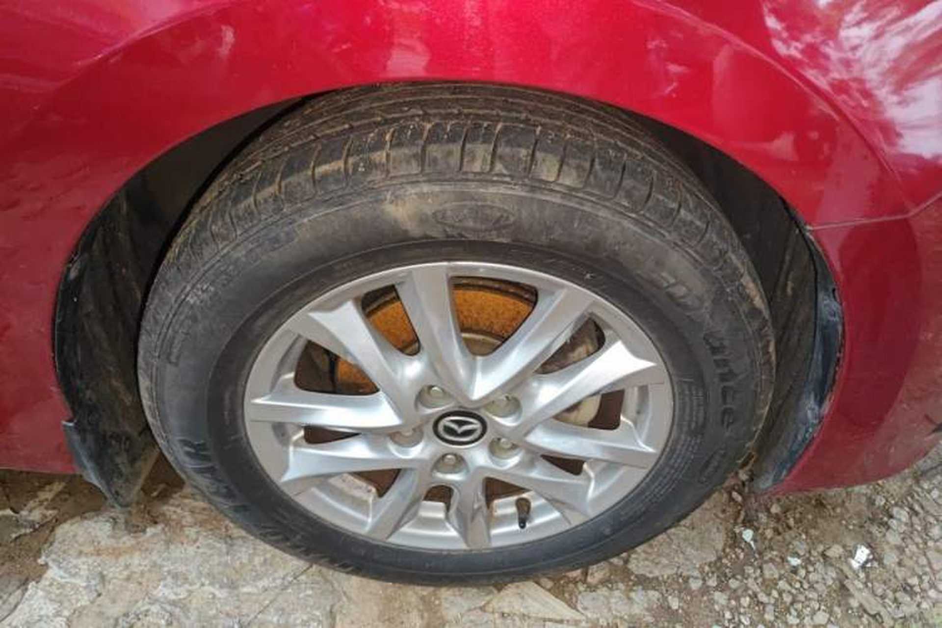 Used Mazda 3 Axela 2016 Sedan 1.5L Automatic Luxury Model Right Front Wheel Hub